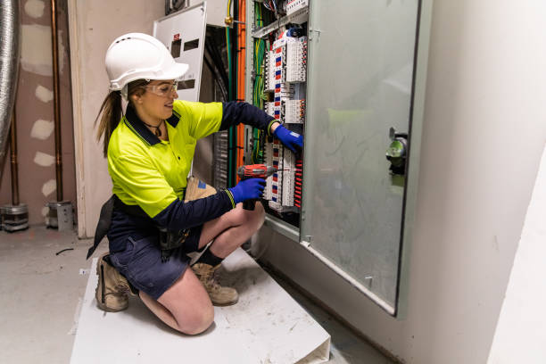 Best Electrical Outlet Repair  in Pittsboro, IN